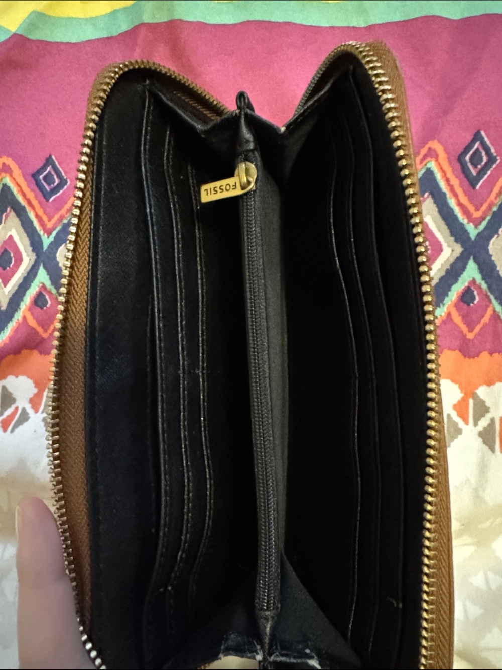 Fossil Brown Pebbled Real Leather Zip Wallet with Black Tassel - Picture 2 of 4